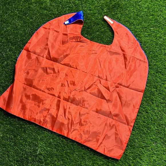 Super Hero Cape - Picture 4 of 5